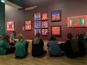 Muuseumitund Kumu kunstimuuseumis.